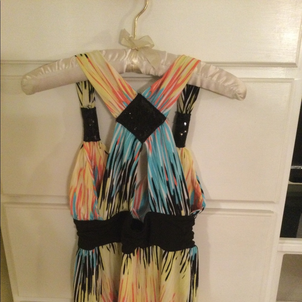 Razor back top - Picture 2 of 2